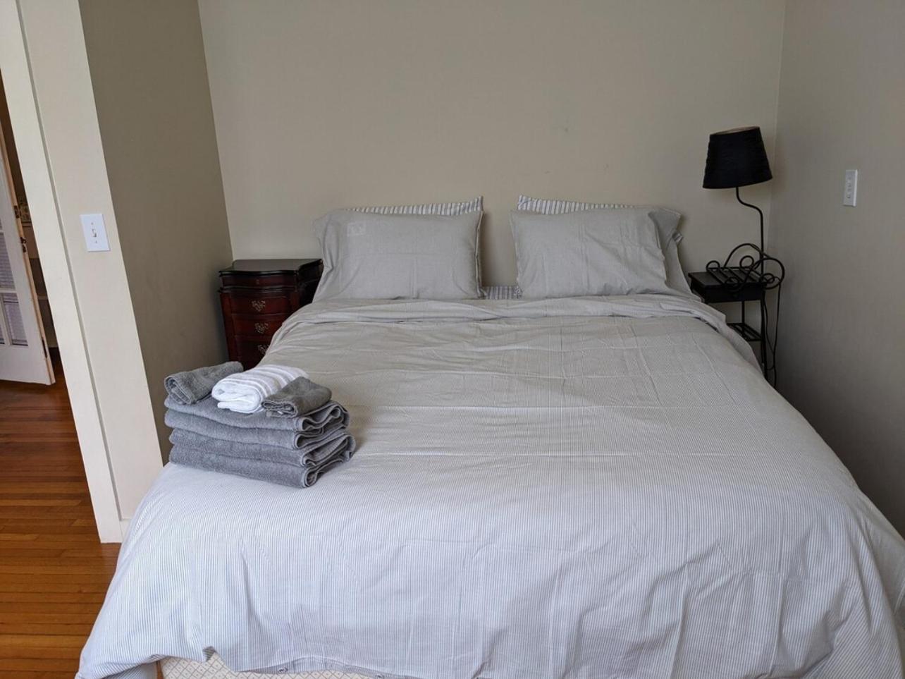 Refresh 3Br Apt New Kitchen! Downtown Дарем Екстер'єр фото