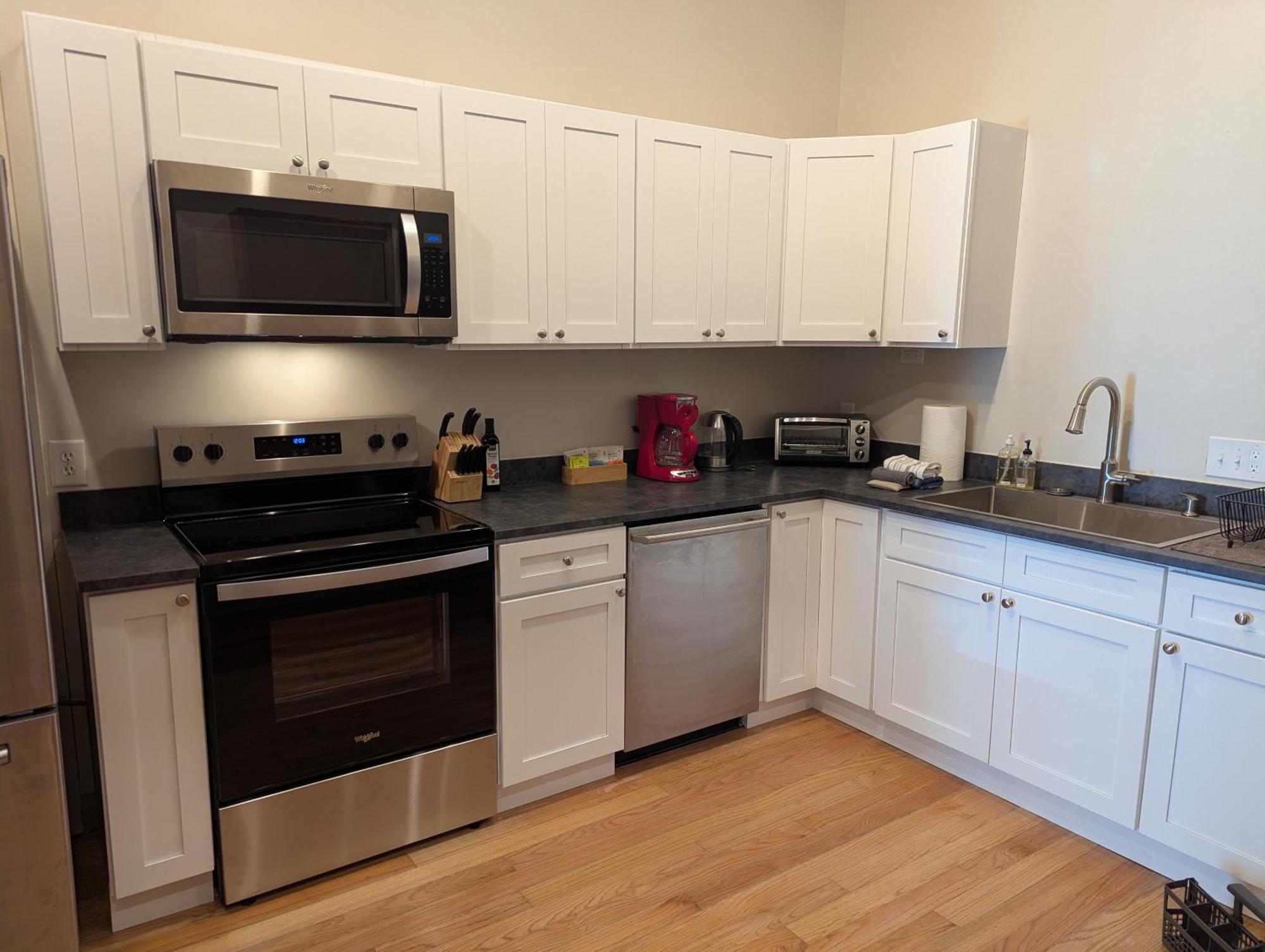 Refresh 3Br Apt New Kitchen! Downtown Дарем Екстер'єр фото